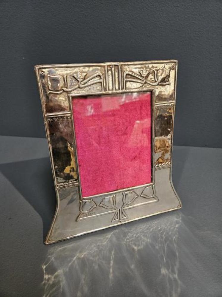 Outstanding Arts and Crafts Silver Photo Frame - Image 4