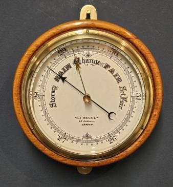 Superb Victorian Oak Cased Barometer by R & J Beck, London