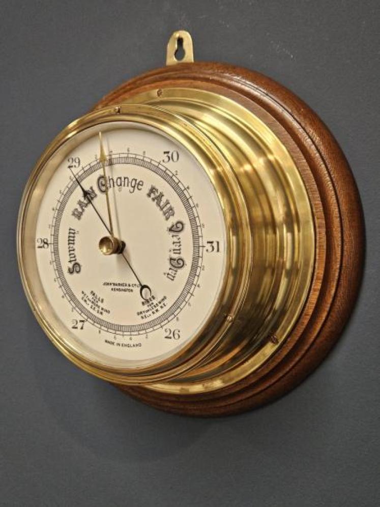 Victorian Brass Bulk Head Ships Barometer - Image 1