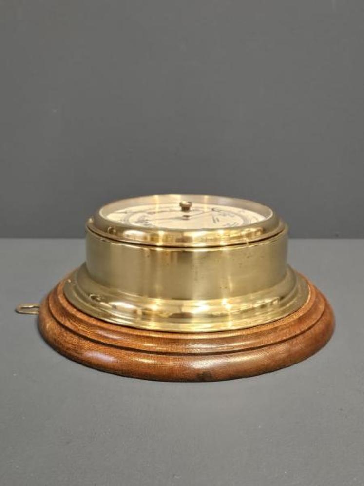 Victorian Brass Bulk Head Ships Barometer - Image 2