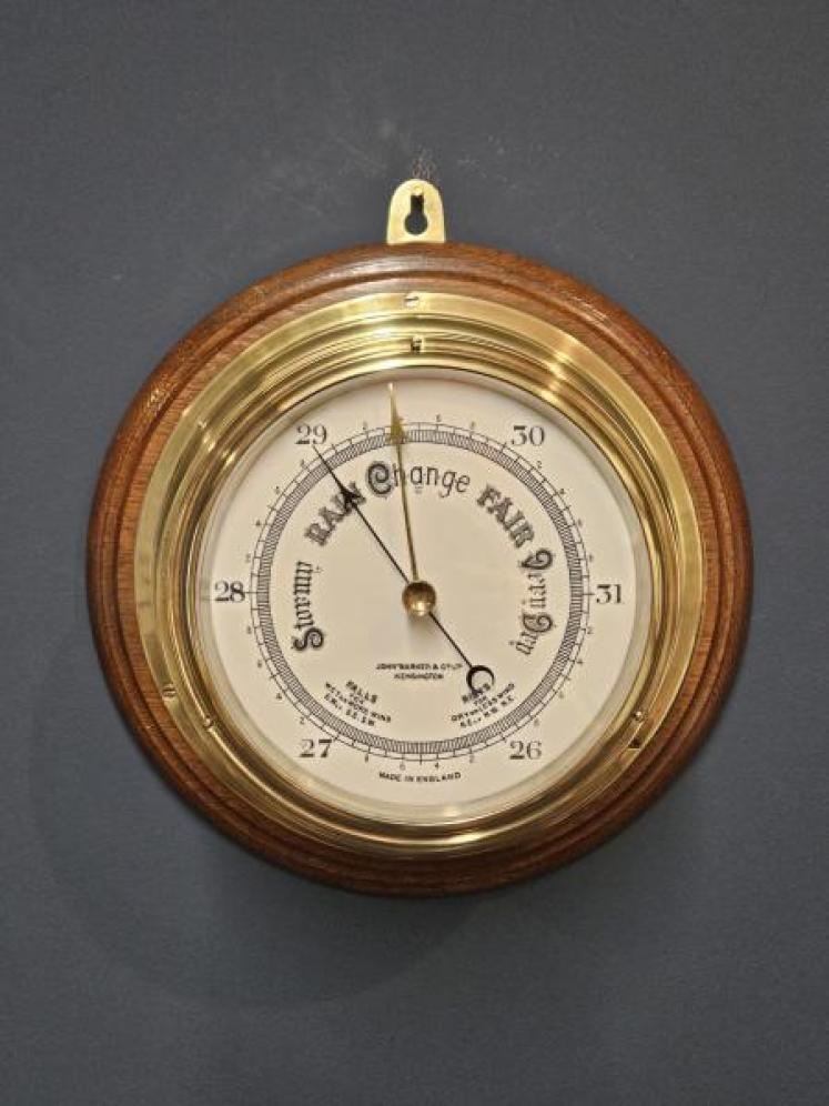 Victorian Brass Bulk Head Ships Barometer - Image 3