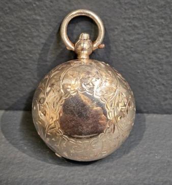 Sampson Mordan Engraved Silver Sovereign Case