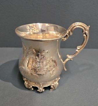 Fine Quality Victorian Silver 5.1 Troy Oz Mug