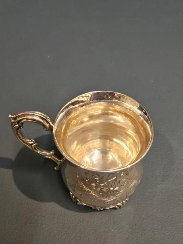 Fine Quality Victorian Silver 5.1 Troy Oz Mug - Image 4