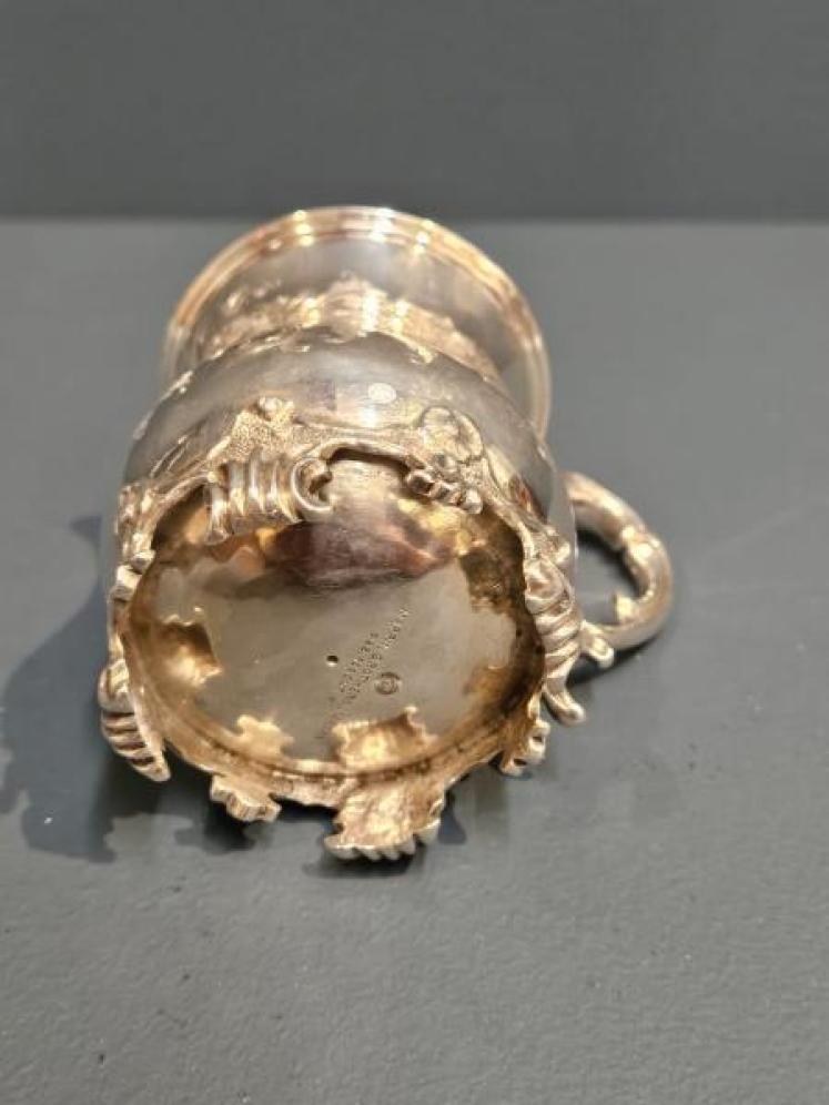 Fine Quality Victorian Silver 5.1 Troy Oz Mug - Image 5