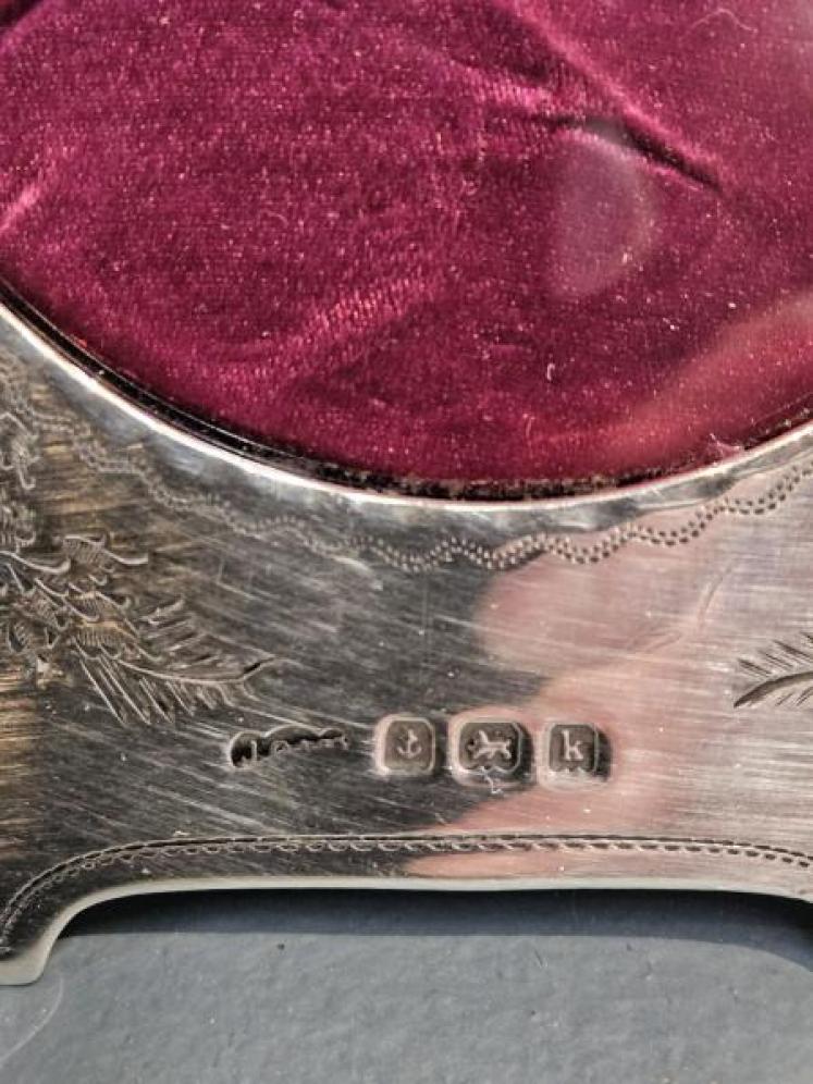 Superb Edwardian Engraved all Silver Photo Frame  - Image 5