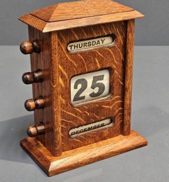 Edwardian Oak Perpetual Calendar