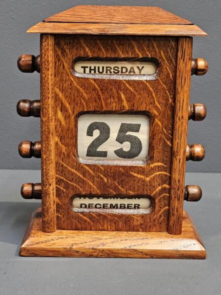 Edwardian Oak Perpetual Calendar - Image 5