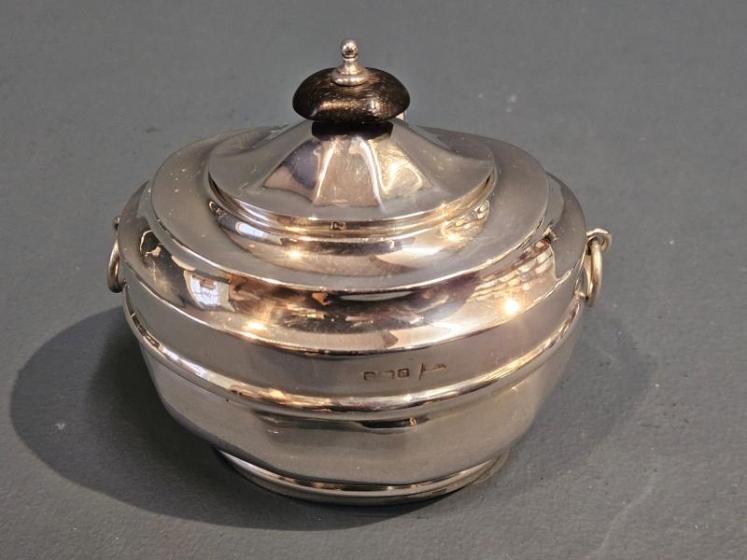 Edwardian 5.4 troy oz Silver Tea Caddy - Image 2