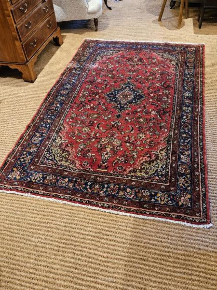 7' x 4' Antique ' Lilian' Persian Pure Wool Rug  - Image 4