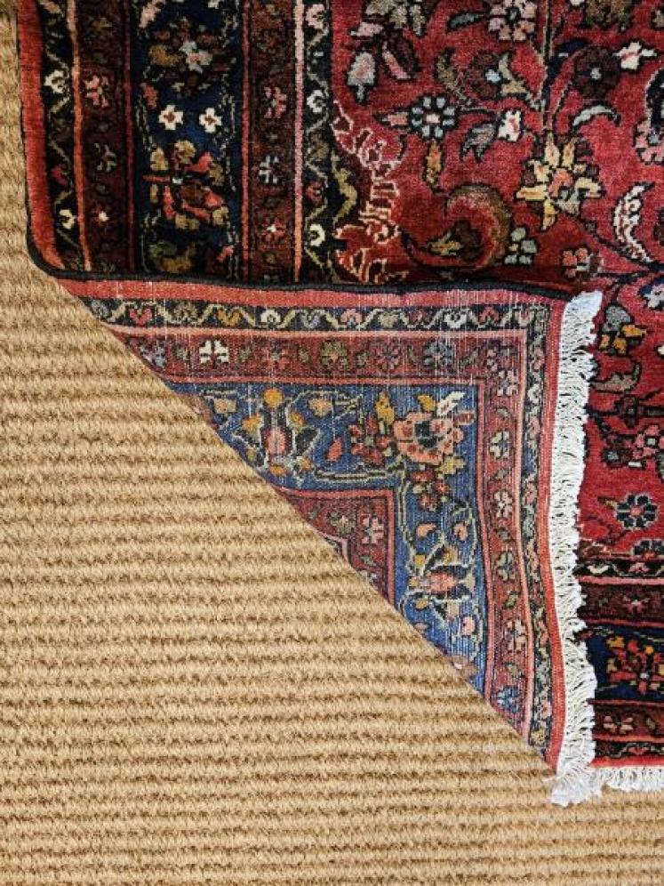 7' x 4' Antique ' Lilian' Persian Pure Wool Rug  - Image 6