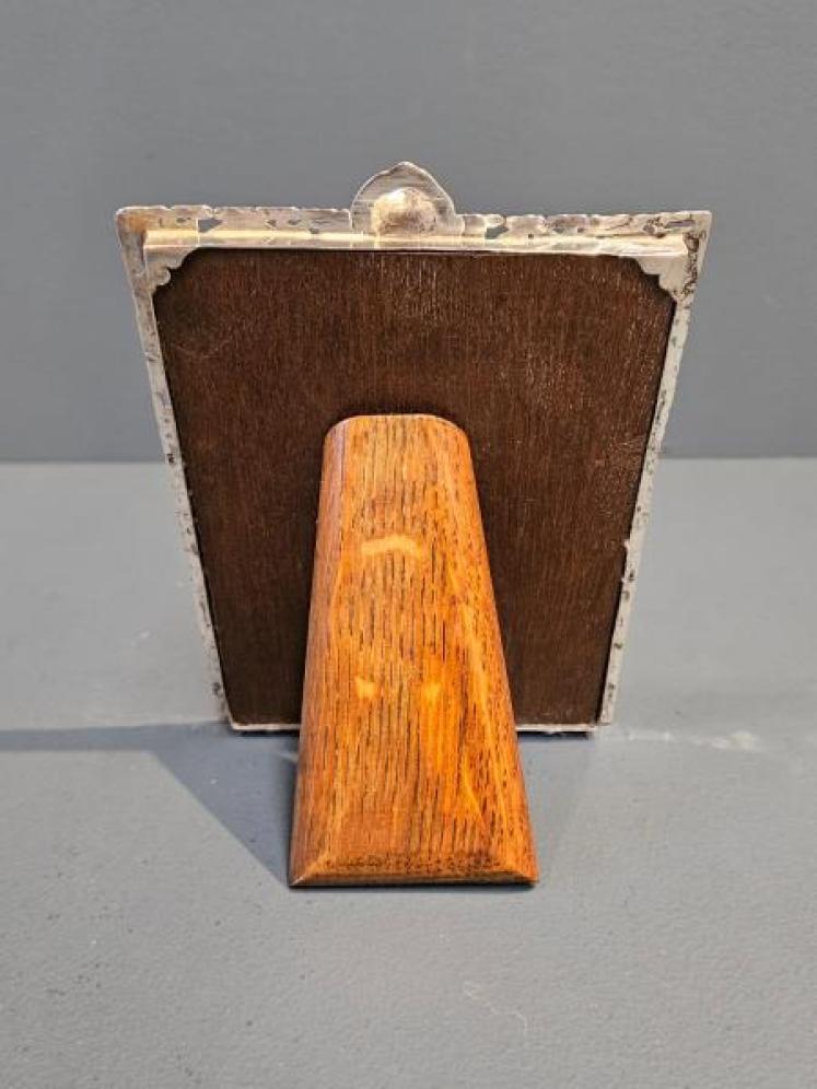 Victorian Cast Silver Photo Frame  - Image 6