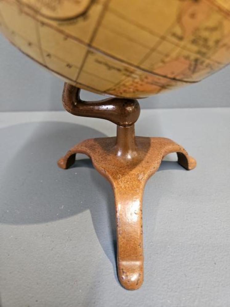 Rare 1920's Geographic Educator Jigsaw Globe  - Image 7