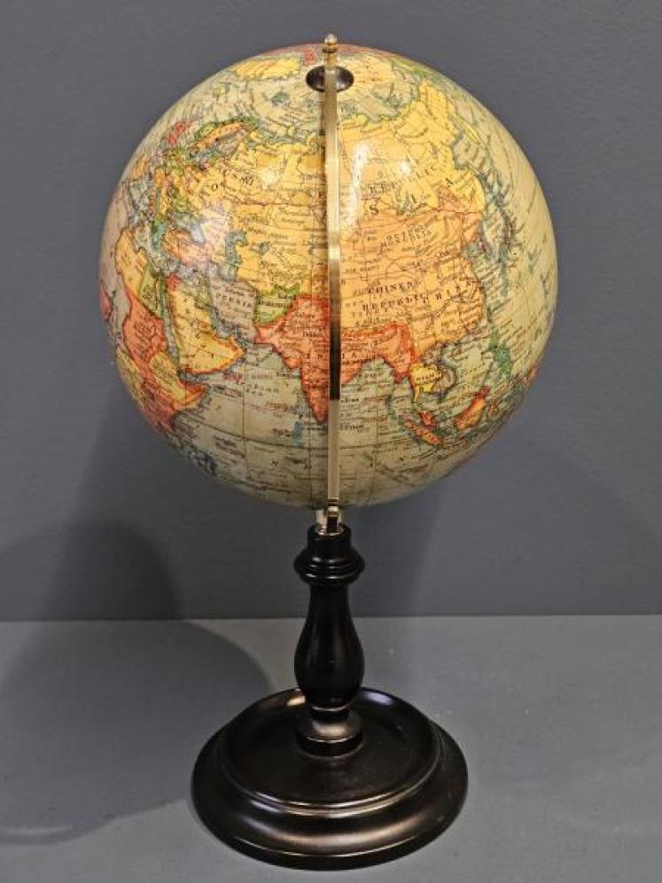 1930's Geographia 8" Paper Mache Globe - Image 4
