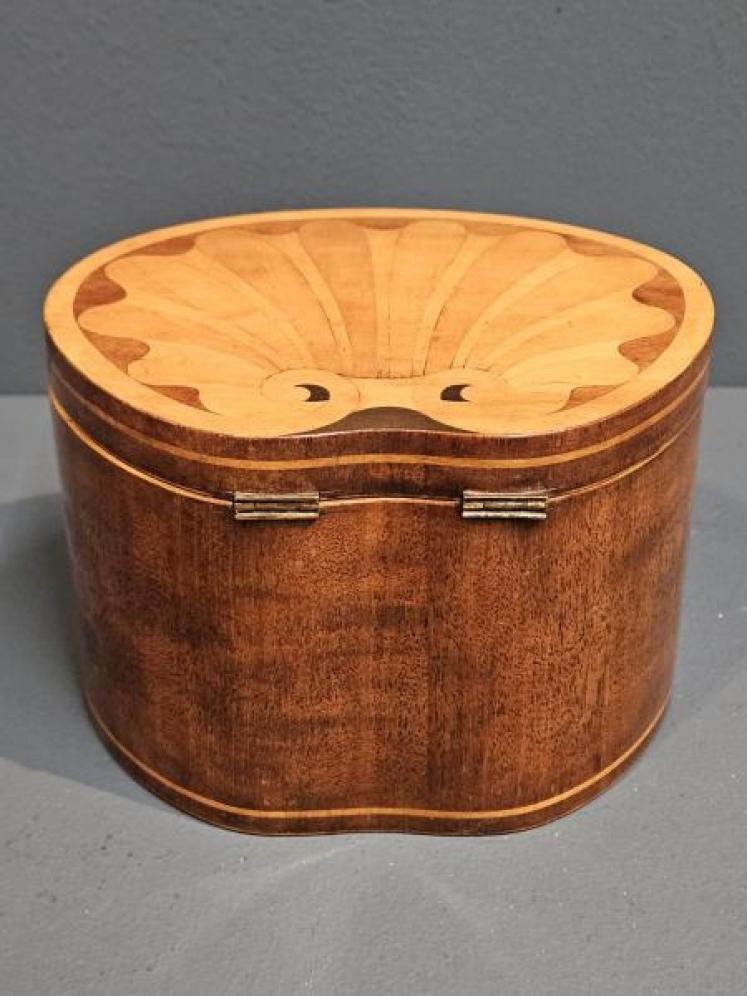 Sheraton Inlaid Kidney Shaped Tea Caddy - Image 4