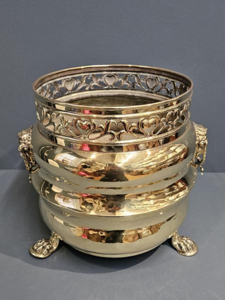 Large Victorian Brass Planter - Image 1