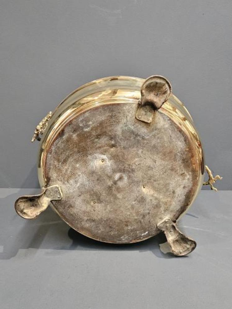 Large Victorian Brass Planter - Image 3