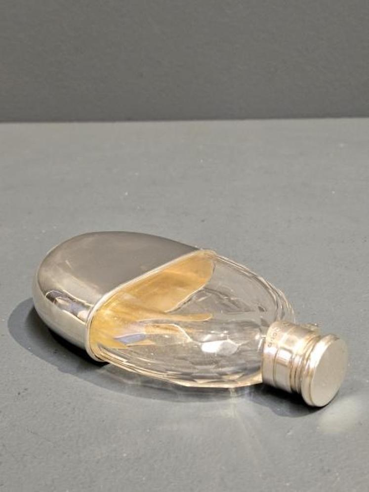Oval Faceted Crystal and Silver Hip Flask  - Image 4