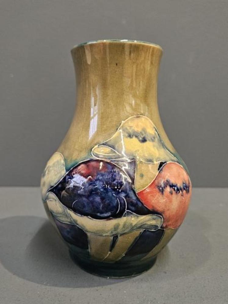 Early Moorcroft Claremont Vase - Image 3