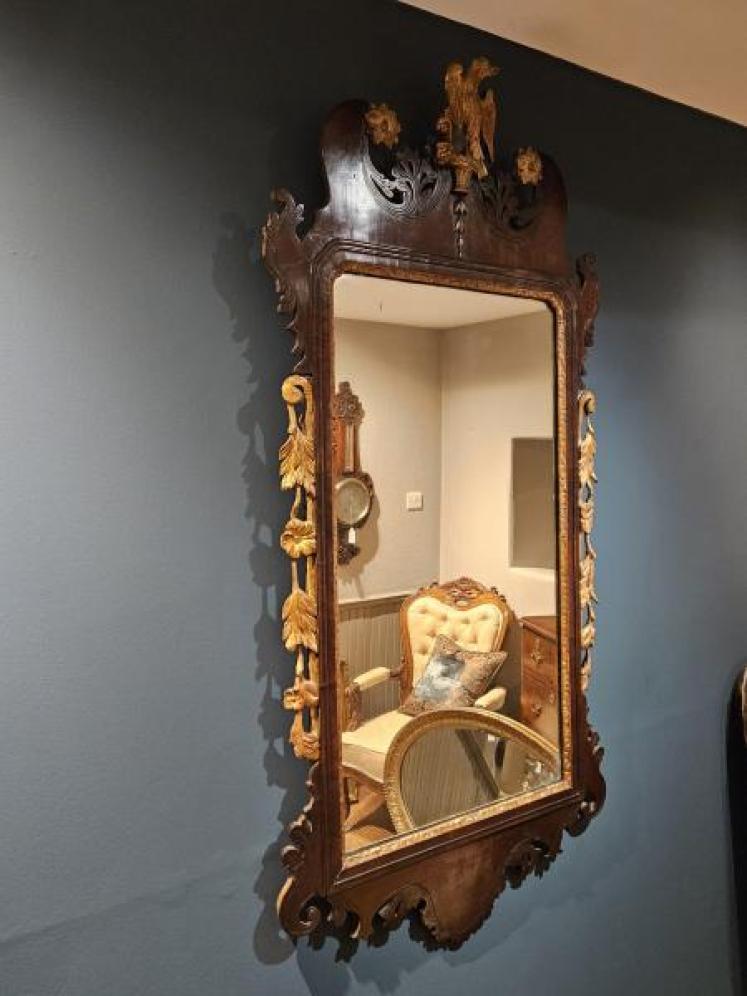 George III Mahogany and Parcel Gilt Mirror - Image 6