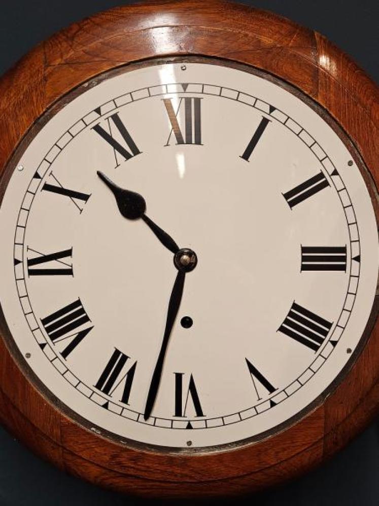 Edwardian Walnut English Dial Clock - Image 4