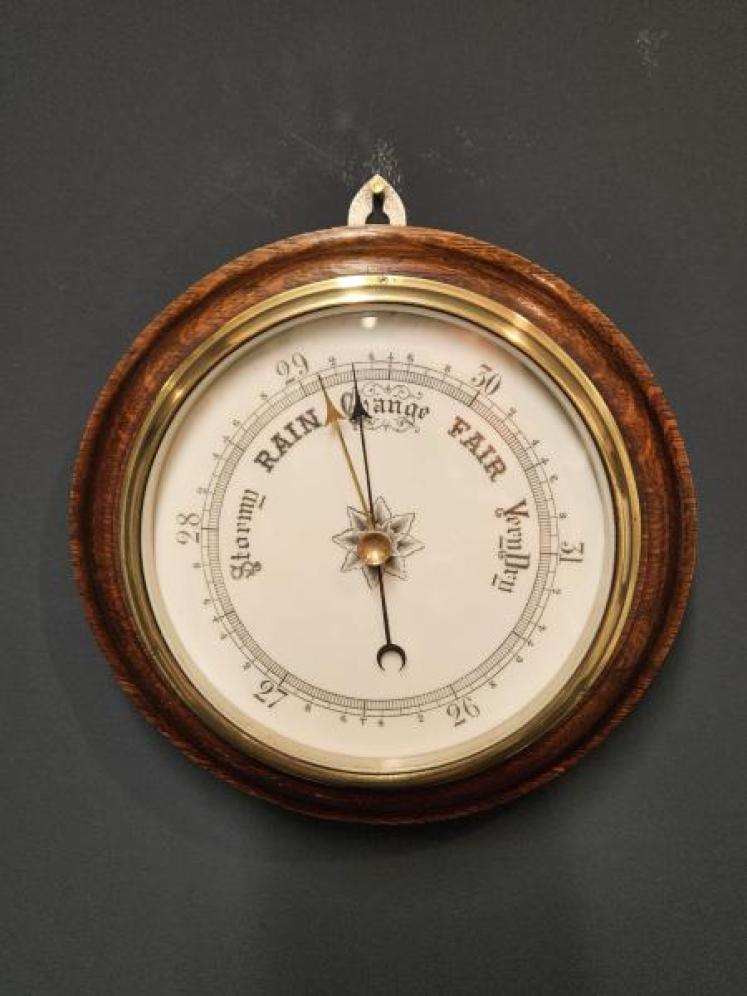 Victorian Oak Cased Aneroid Barometer - Image 1