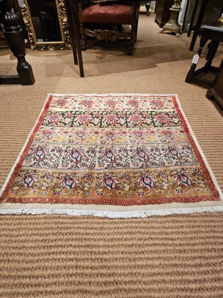 Square Sarouk Persian Pure Wool Rug  - Image 4