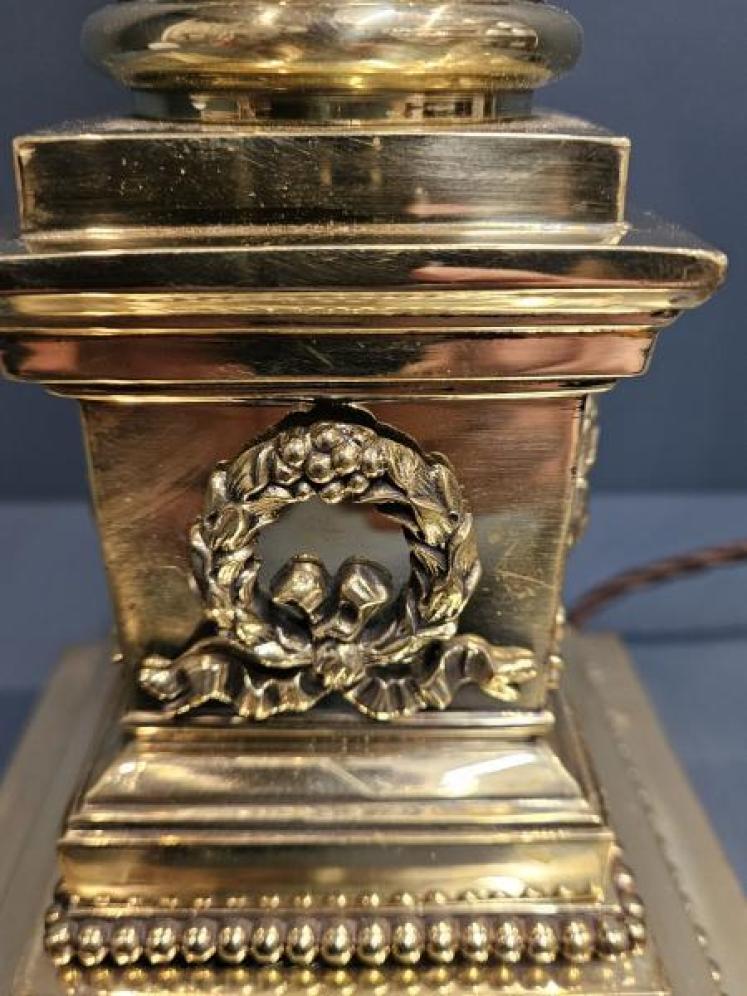 Superb Quality Edwardian Brass Corinthian Column Table Lamp - Image 6