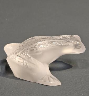 Lalique Opalescent Leaping Frog