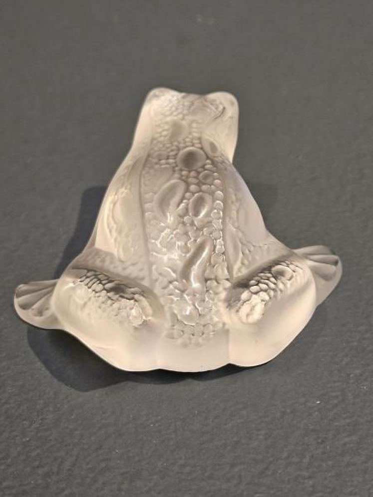 Lalique Opalescent Leaping Frog - Image 3