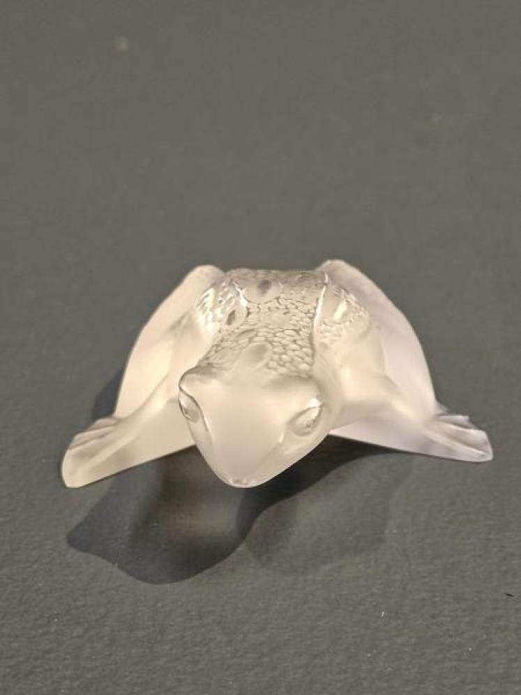 Lalique Opalescent Leaping Frog - Image 5