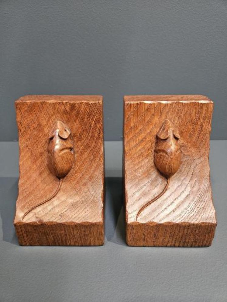 Rare Mouseman Scalloped Edge Book Ends - Image 1