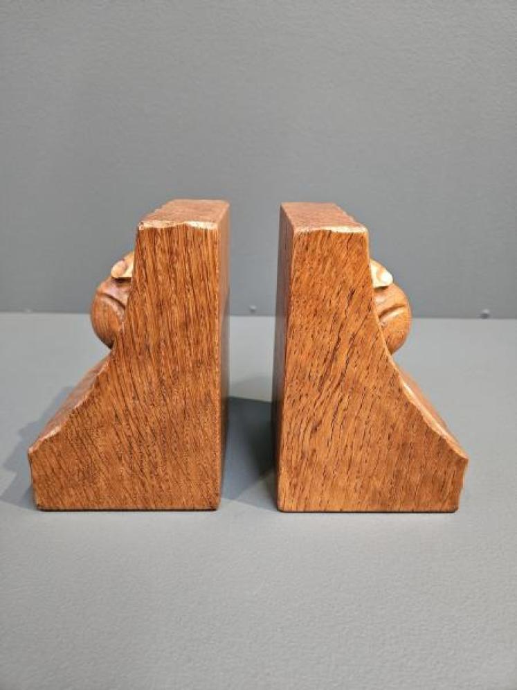 Rare Mouseman Scalloped Edge Book Ends - Image 7