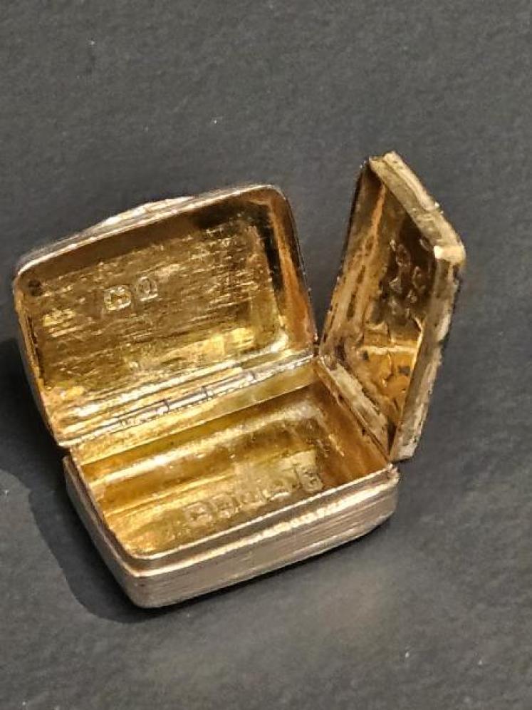 George III Silver Vinaigrette  - Image 2