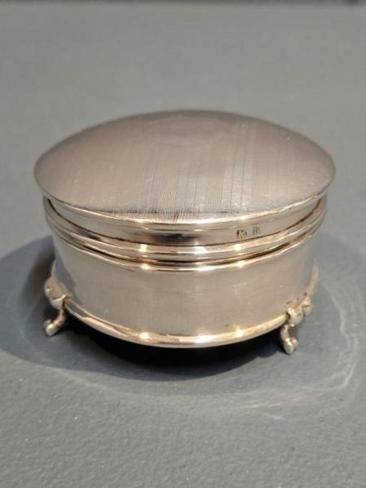 Sampson and Mordan Silver Trinket Box - Image 2