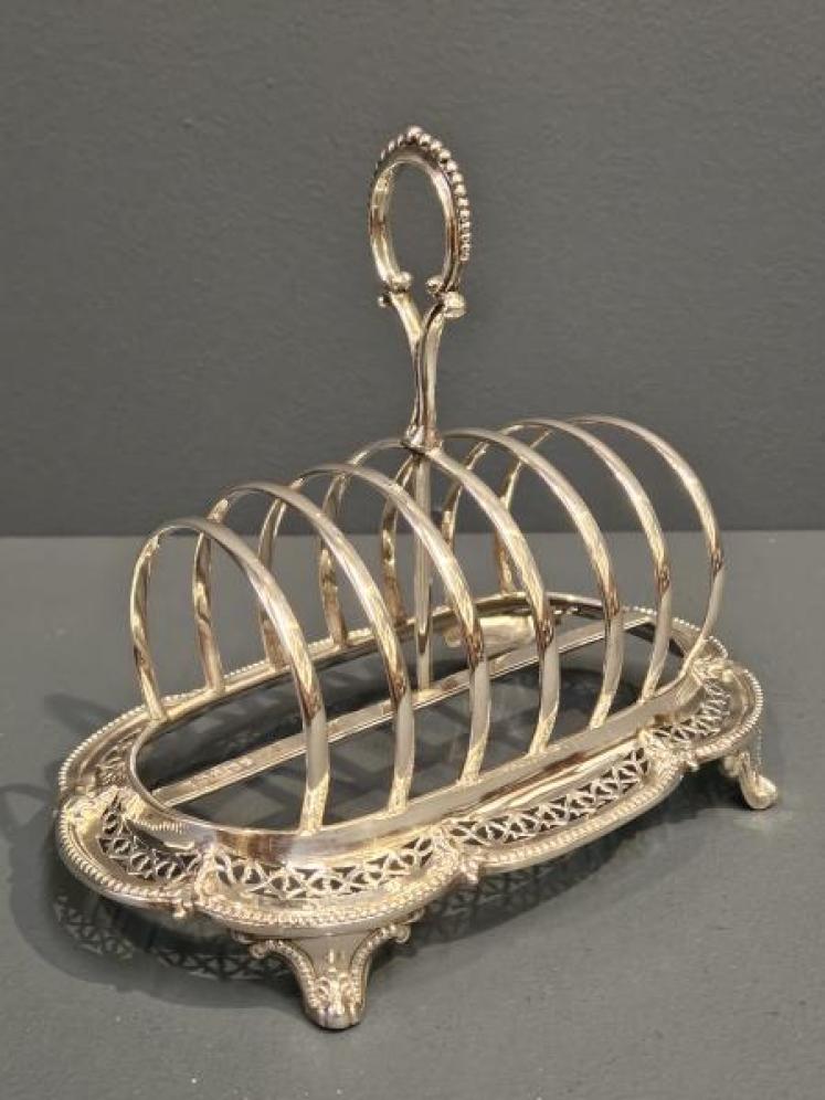 Large Victorian Silver 11 Troy Oz Toast Rack - Image 1