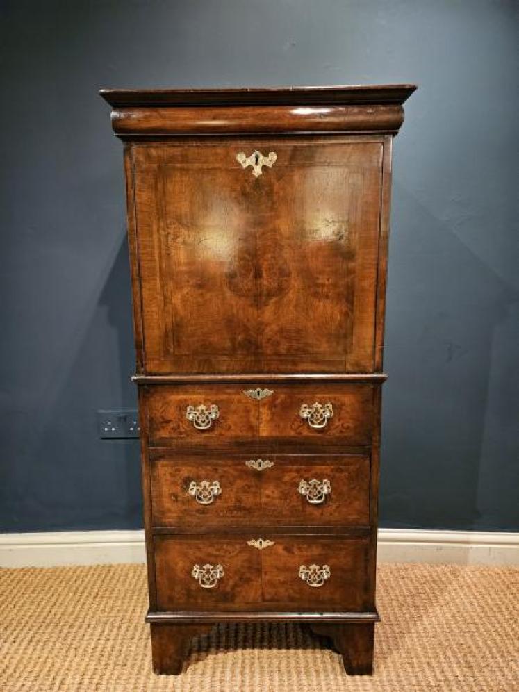 Small George I Style Walnut Escritoire  - Image 1