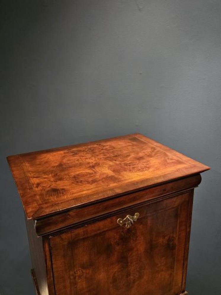 Small George I Style Walnut Escritoire  - Image 5
