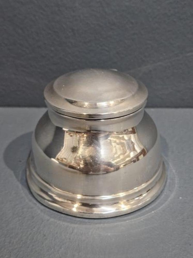 Immaculate Aspreys Silver Paper Weight Ink Well - Image 1