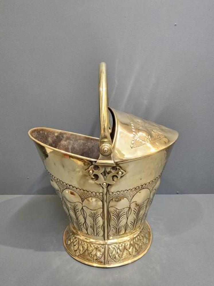 Victorian Brass Coal Scuttle  - Image 2