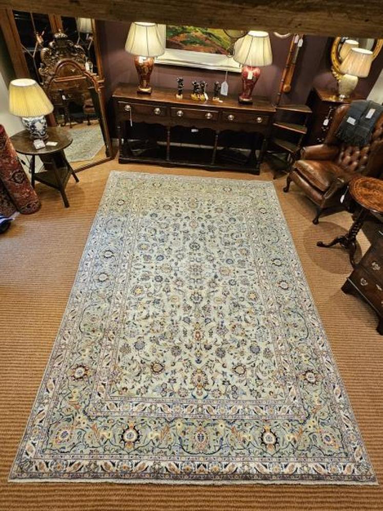 Superb Persian Kashan Rug - Image 1