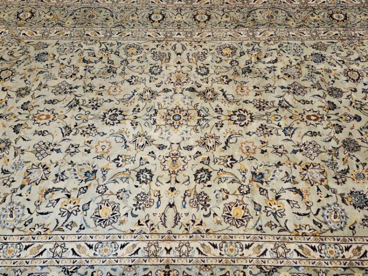 Superb Persian Kashan Rug - Image 6