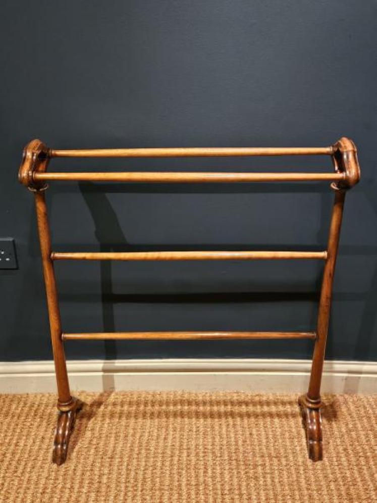 Fine Quality Victorian Walnut Towel Rail - Image 3