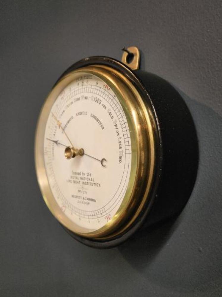 Negretti & Zambra RNLI Marine Barometer - Image 6