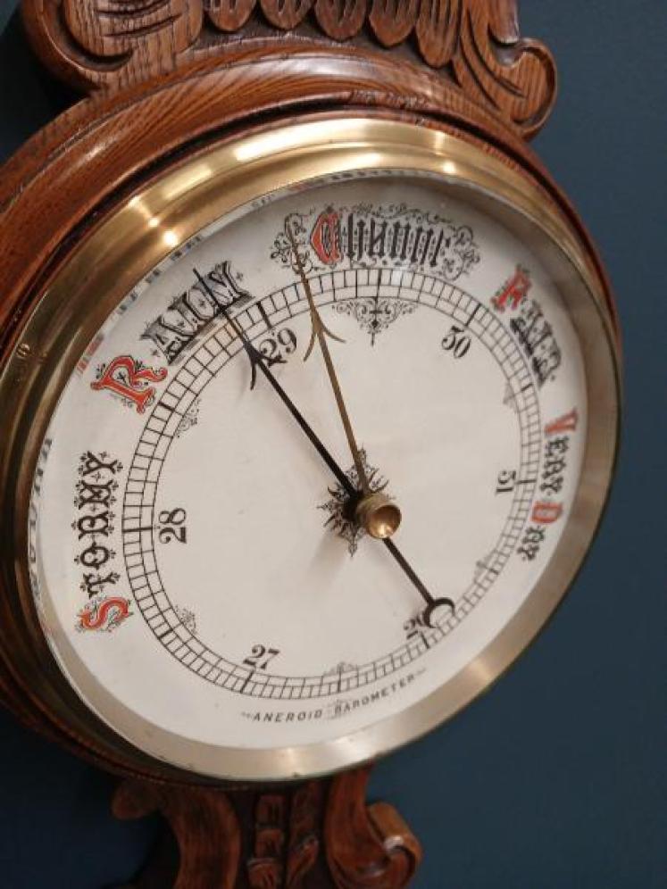 Superb Mid Victorian Polished Oak Banjo Barometer - Image 5