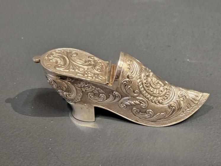Victorian Silver Shoe Trinket Box - Image 2