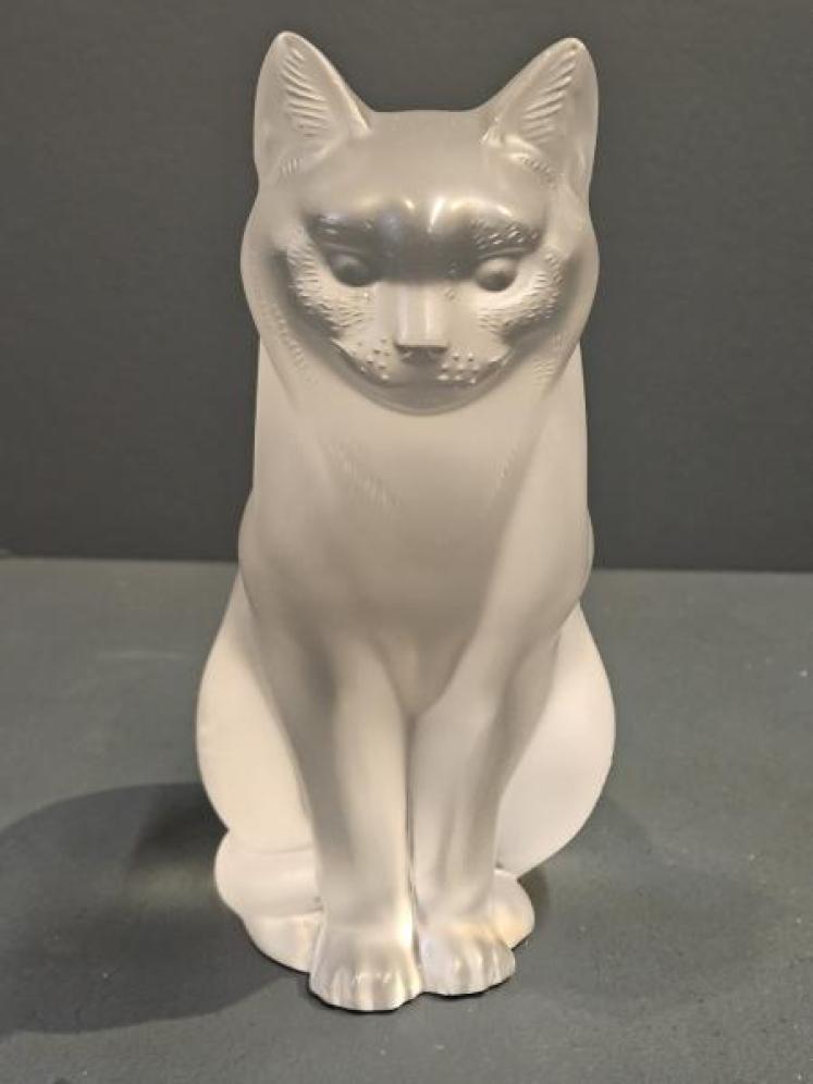 Large Lalique Sitting Cat - Image 5