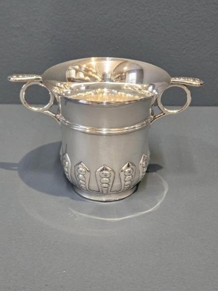 Superb Edinburgh Silver Loving Cup - Image 1