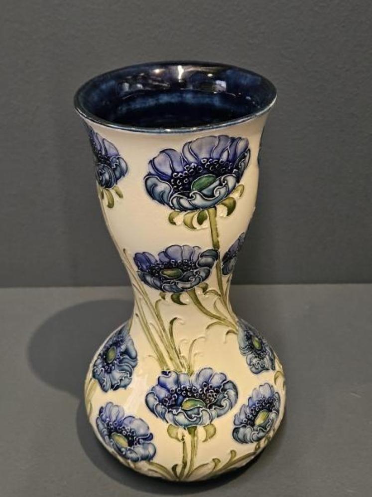 Superb McIntyre Blue Poppies Vase - Image 2