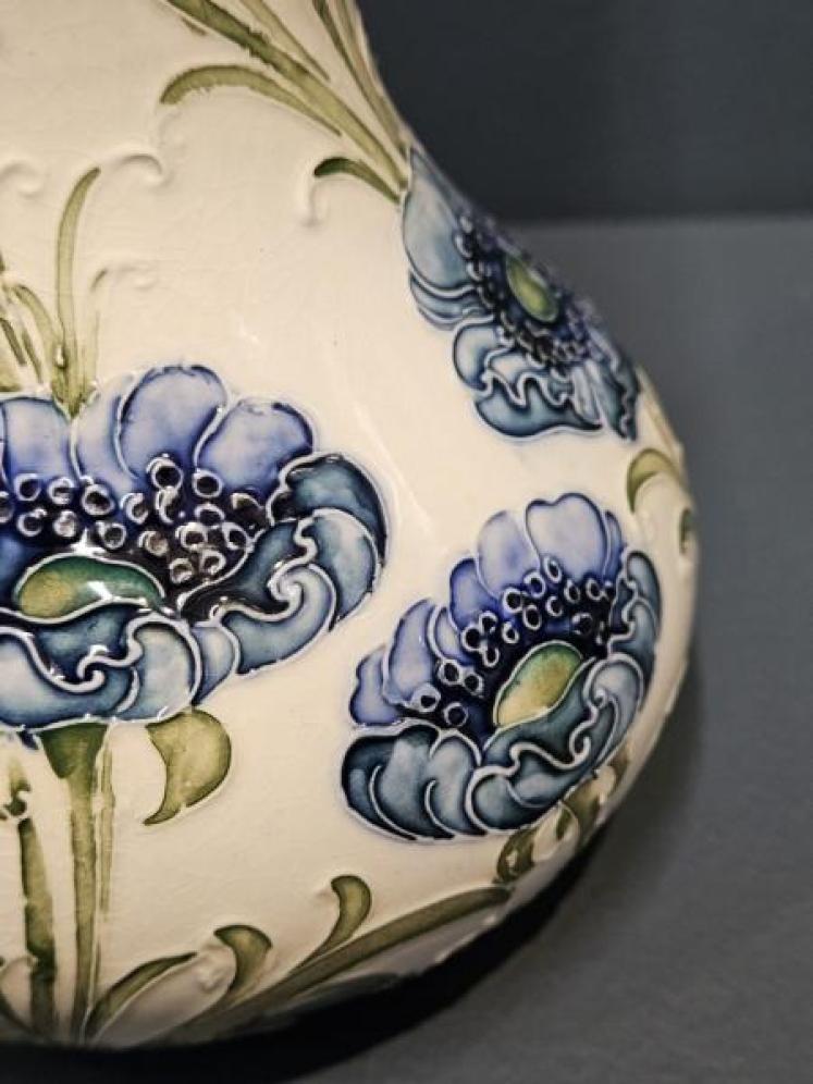 Superb McIntyre Blue Poppies Vase - Image 3